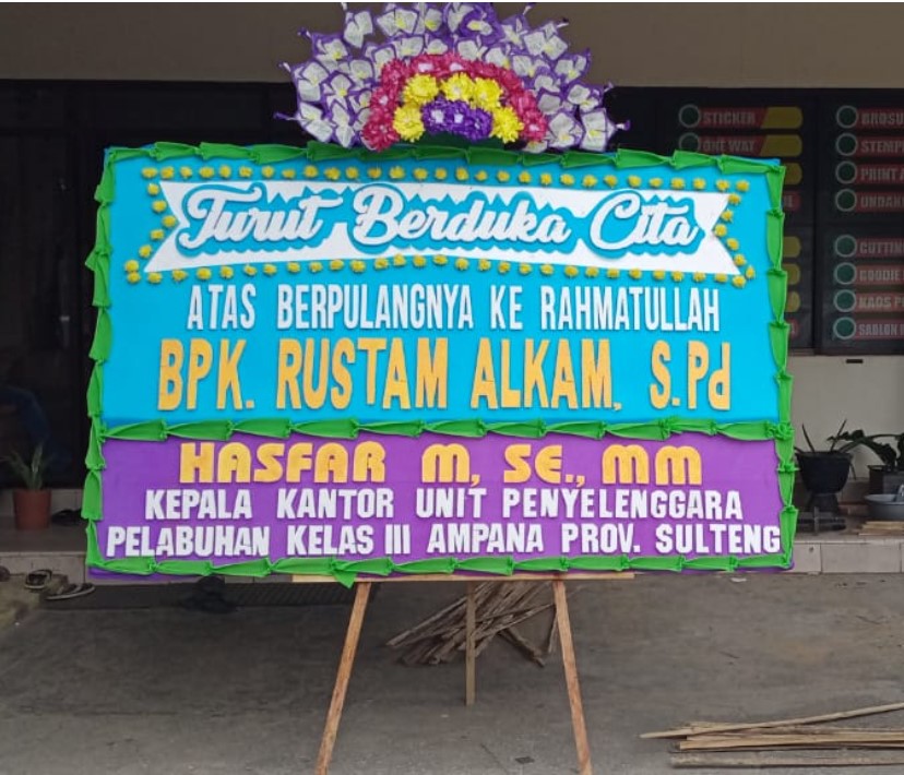 Toko Bunga Papan di Bombana